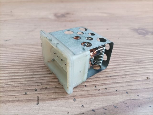 bontott MERCEDES-BENZ A-CLASS Előtét Ellenállás Fűtőmotor