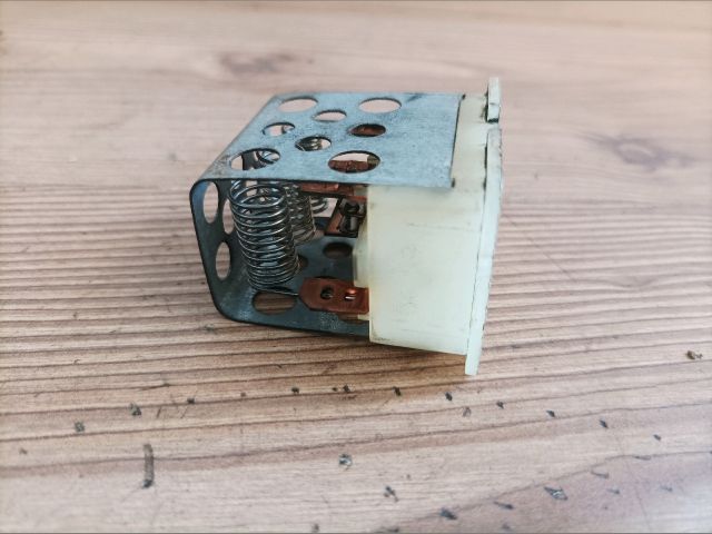 bontott MERCEDES-BENZ A-CLASS Előtét Ellenállás Fűtőmotor