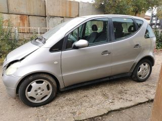 bontott MERCEDES-BENZ A-CLASS Első Ablaktörlő Szerkezet Motorral