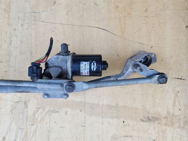 bontott MERCEDES-BENZ A-CLASS Első Ablaktörlő Szerkezet Motorral