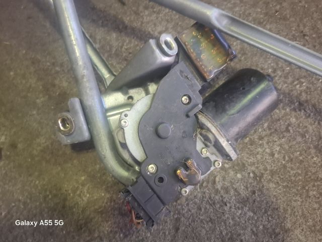 bontott MERCEDES-BENZ A-CLASS Első Ablaktörlő Szerkezet Motorral