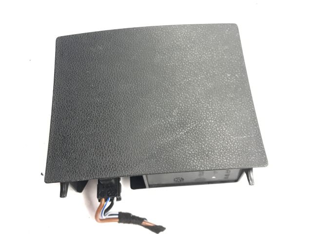 bontott MERCEDES-BENZ A-CLASS Első Hamutartó