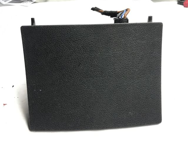 bontott MERCEDES-BENZ A-CLASS Első Hamutartó