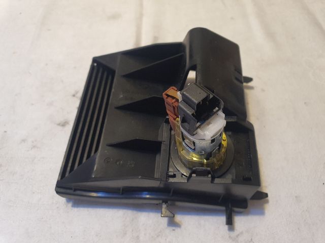 bontott MERCEDES-BENZ A-CLASS Első Hamutartó