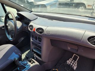 bontott MERCEDES-BENZ A-CLASS Első Hamutartó