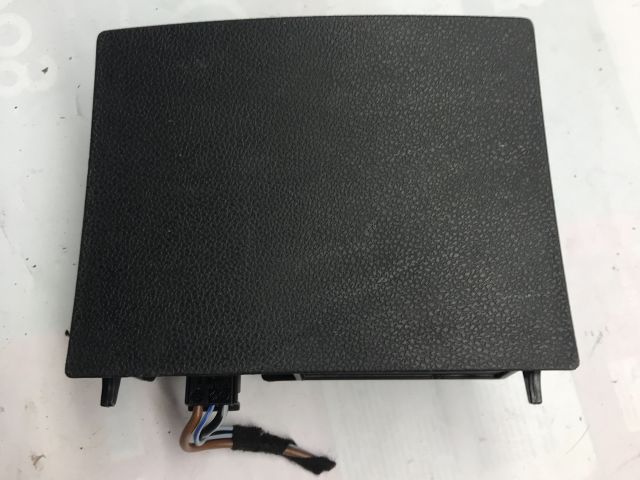 bontott MERCEDES-BENZ A-CLASS Első Hamutartó