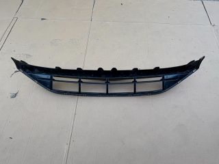 bontott MERCEDES-BENZ A-CLASS Első Lökhárító Alsó Középső Díszrács