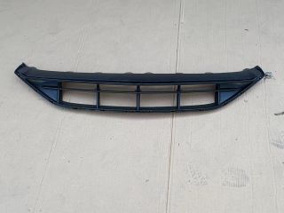 bontott MERCEDES-BENZ A-CLASS Első Lökhárító Alsó Középső Díszrács