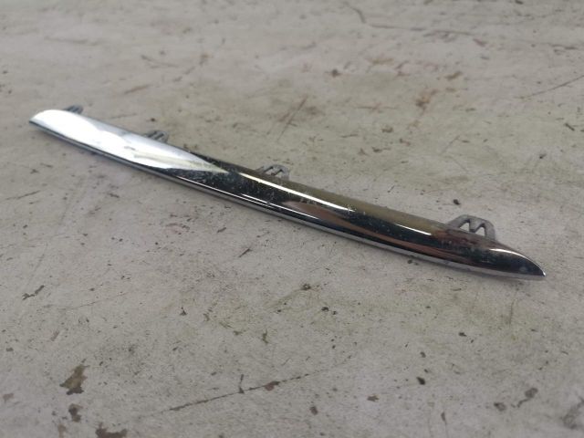 bontott MERCEDES-BENZ A-CLASS Első Lökhárító Díszléc