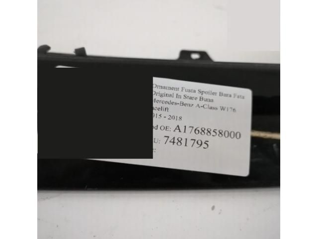 bontott MERCEDES-BENZ A-CLASS Első Lökhárító Díszléc