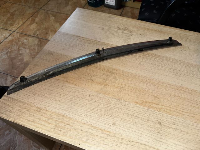 bontott MERCEDES-BENZ A-CLASS Első Lökhárító Díszléc