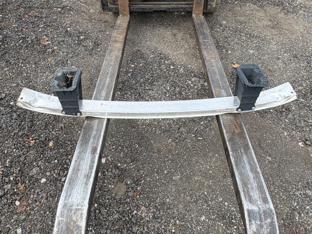 bontott MERCEDES-BENZ A-CLASS Első Lökhárító Merevítő (Fém)