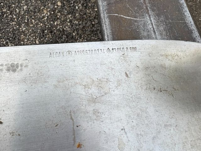 bontott MERCEDES-BENZ A-CLASS Első Lökhárító Merevítő (Fém)