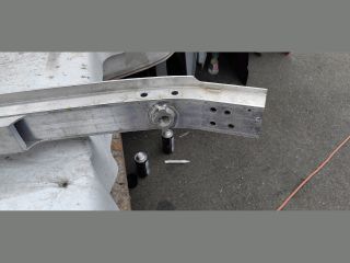 bontott MERCEDES-BENZ A-CLASS Első Lökhárító Merevítő (Fém)