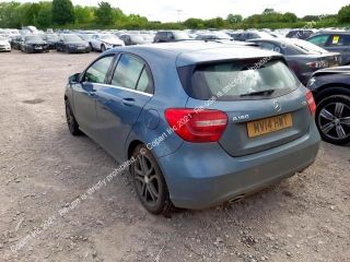 bontott MERCEDES-BENZ A-CLASS Első Lökhárító Merevítő (Fém)