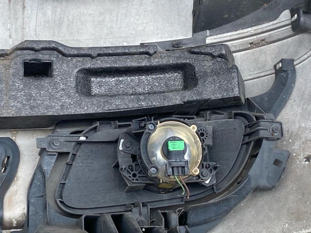 bontott MERCEDES-BENZ A-CLASS Első Lökhárító (Részeivel)