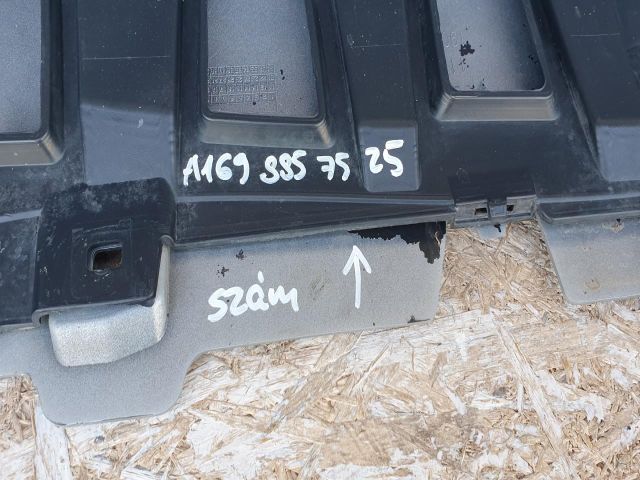 bontott MERCEDES-BENZ A-CLASS Első Lökhárító (Részeivel)