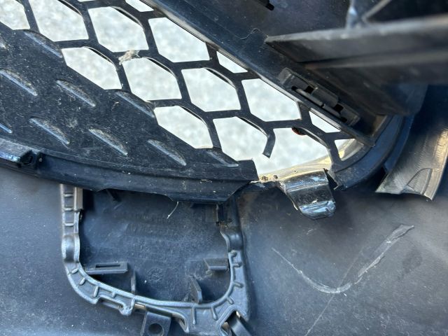 bontott MERCEDES-BENZ A-CLASS Első Lökhárító (Üresen)