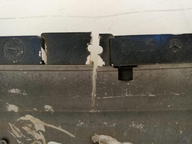 bontott MERCEDES-BENZ A-CLASS Első Lökhárító (Üresen)