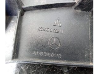 bontott MERCEDES-BENZ A-CLASS Első Lökhárító (Üresen)