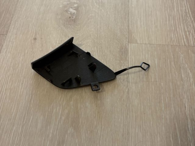 bontott MERCEDES-BENZ A-CLASS Első Vonószem Burkolat