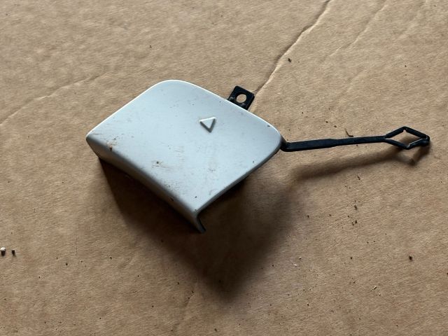 bontott MERCEDES-BENZ A-CLASS Első Vonószem Burkolat