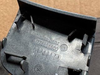 bontott MERCEDES-BENZ A-CLASS Első Vonószem Burkolat