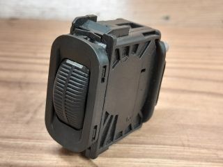 bontott MERCEDES-BENZ A-CLASS Fényszórómagasság Állító Kapcsoló