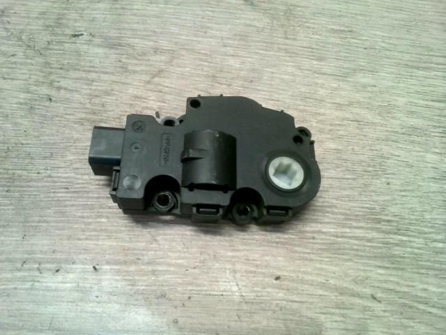 bontott MERCEDES-BENZ A-CLASS Fűtés Állító Motor