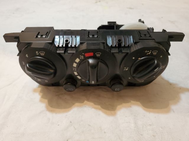 bontott MERCEDES-BENZ A-CLASS Fűtéskapcsoló (manuális klímás)