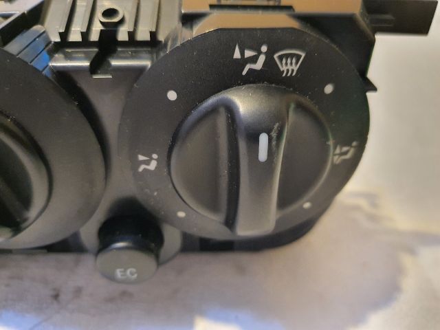 bontott MERCEDES-BENZ A-CLASS Fűtéskapcsoló (manuális klímás)