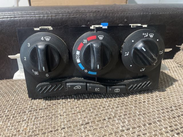 bontott MERCEDES-BENZ A-CLASS Fűtéskapcsoló (manuális klímás)