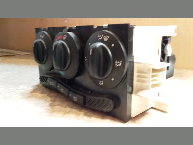 bontott MERCEDES-BENZ A-CLASS Fűtéskapcsoló (manuális klímás)