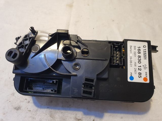 bontott MERCEDES-BENZ A-CLASS Fűtéskapcsoló (manuális klímás)