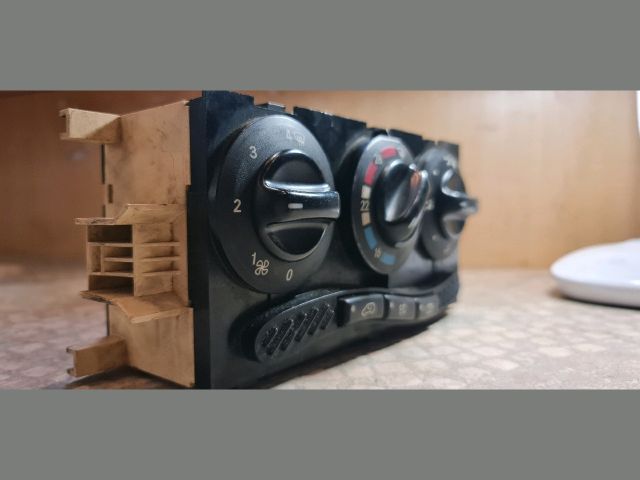 bontott MERCEDES-BENZ A-CLASS Fűtéskapcsoló