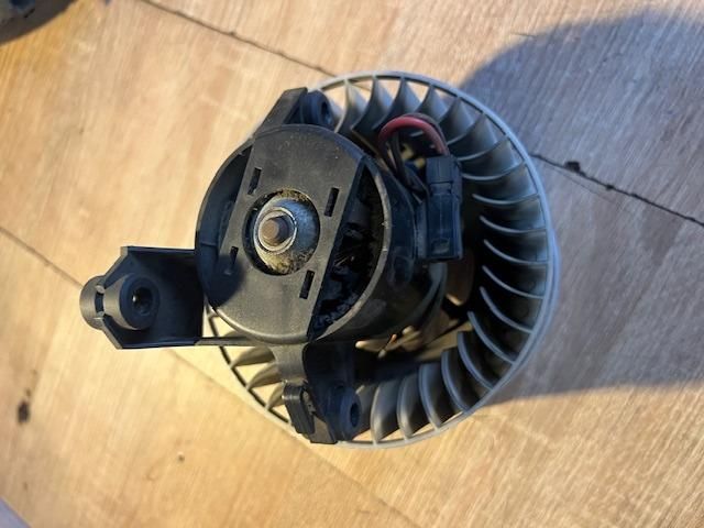 bontott MERCEDES-BENZ A-CLASS Fűtőmotor (Klímás)