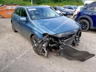 bontott MERCEDES-BENZ A-CLASS Gázrugós Kitámasztó Teleszkóp Csomagtérajtó Jobb