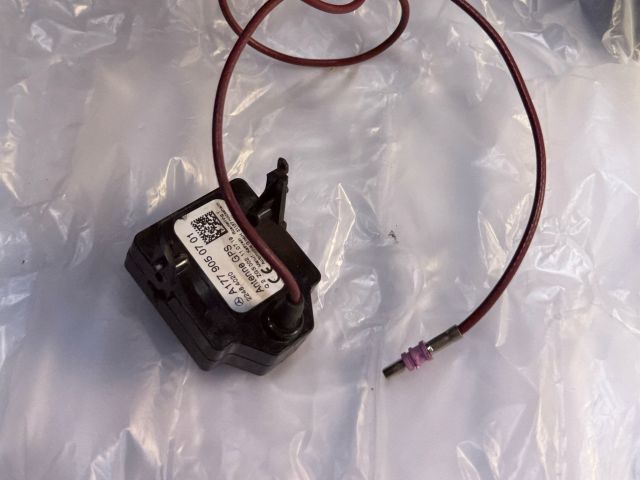 bontott MERCEDES-BENZ A-CLASS GPS Antenna