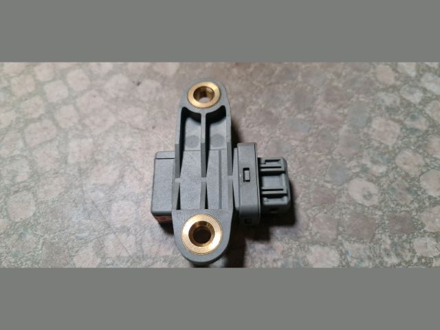 bontott MERCEDES-BENZ A-CLASS Gyorsulás Jeladó