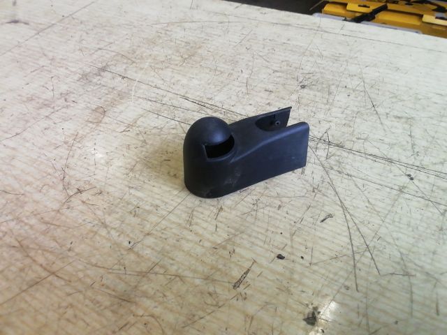 bontott MERCEDES-BENZ A-CLASS Hátsó Ablaktörlő Kar Burkolat