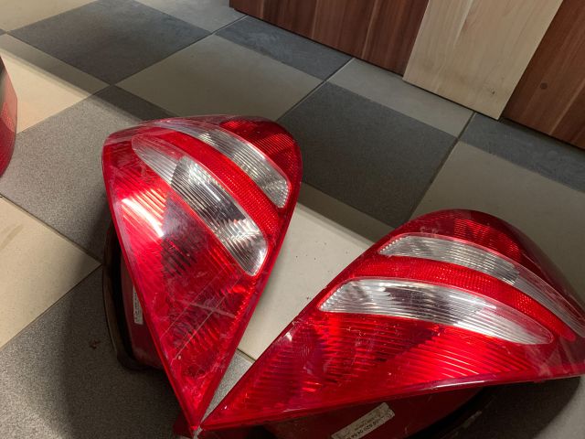 bontott MERCEDES-BENZ A-CLASS Hátsó Lámpa Szett