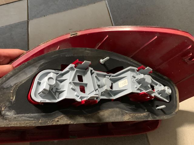 bontott MERCEDES-BENZ A-CLASS Hátsó Lámpa Szett