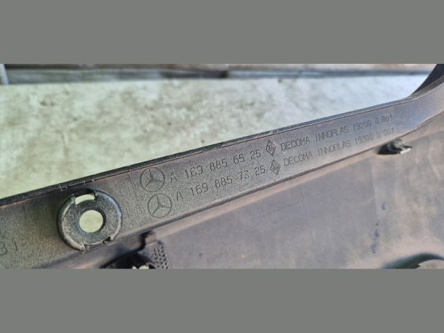 bontott MERCEDES-BENZ A-CLASS Hátsó Lökhárító (Üresen)