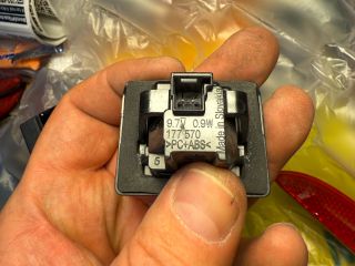 bontott MERCEDES-BENZ A-CLASS Hátsó Rendszámtábla Világítás