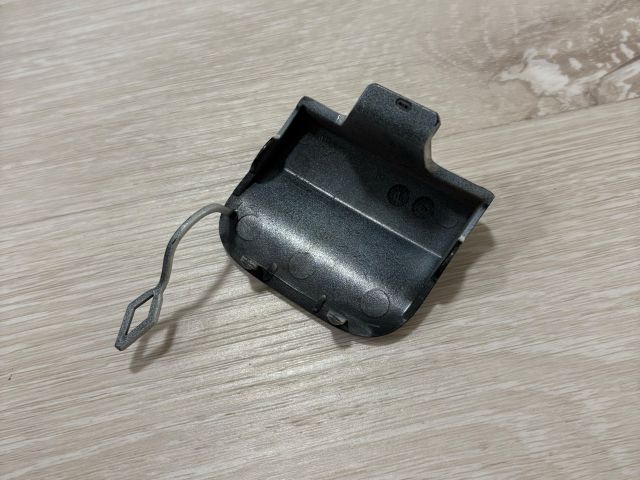 bontott MERCEDES-BENZ A-CLASS Hátsó Vonószem Burkolat