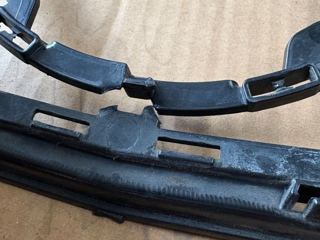 bontott MERCEDES-BENZ A-CLASS Hűtőrács