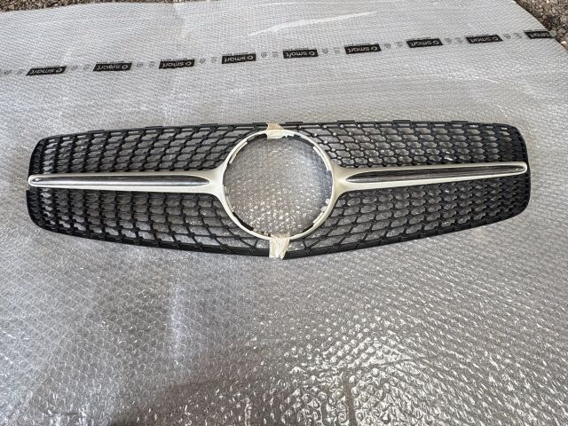 bontott MERCEDES-BENZ A-CLASS Hűtőrács