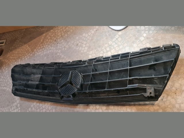 bontott MERCEDES-BENZ A-CLASS Hűtőrács