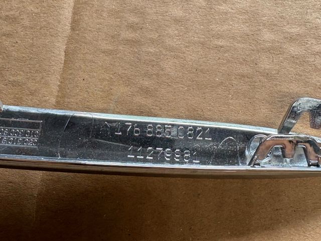 bontott MERCEDES-BENZ A-CLASS Hűtőrács