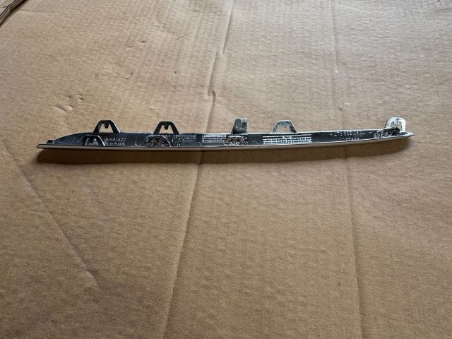 bontott MERCEDES-BENZ A-CLASS Hűtőrács